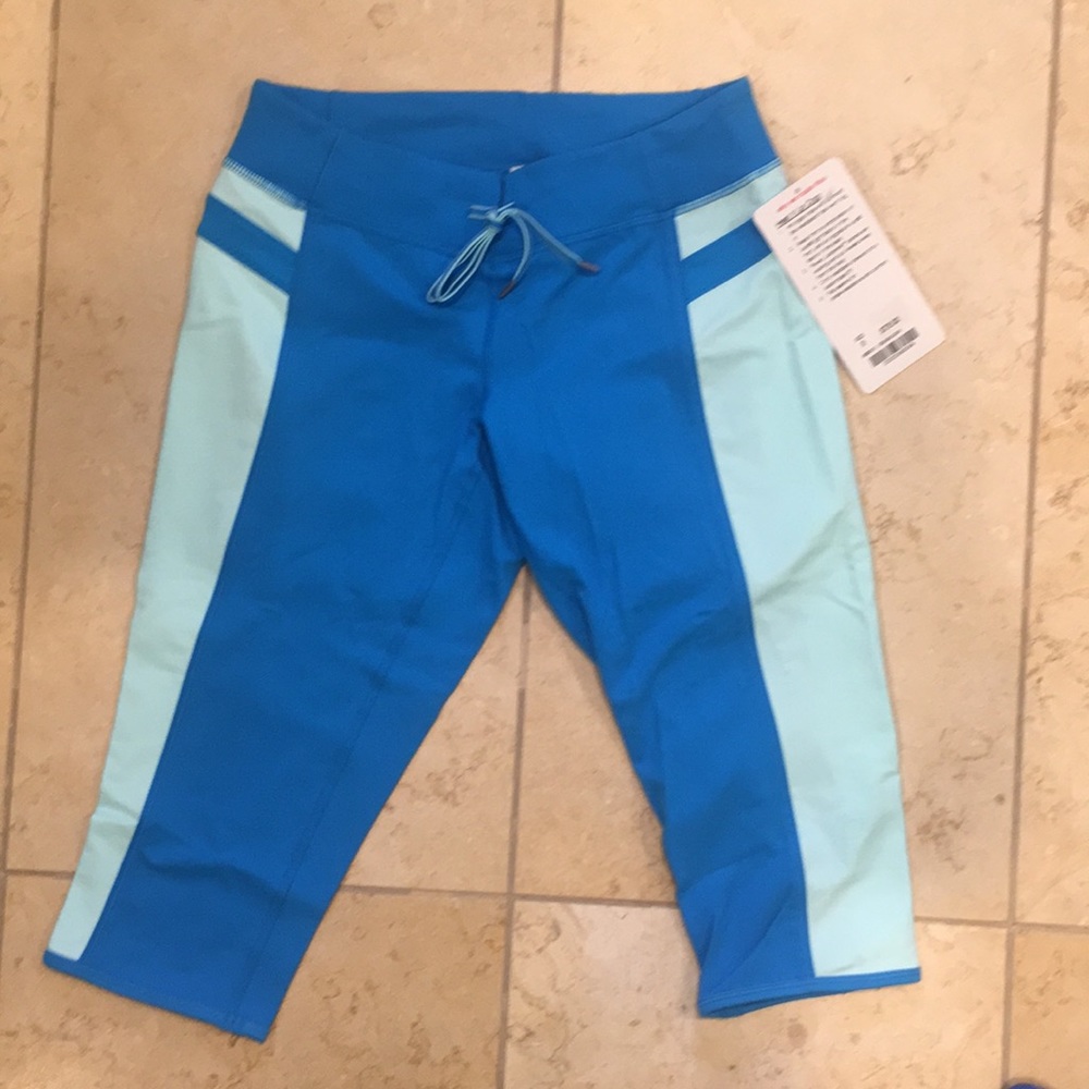 Lululemon crop pant size 8